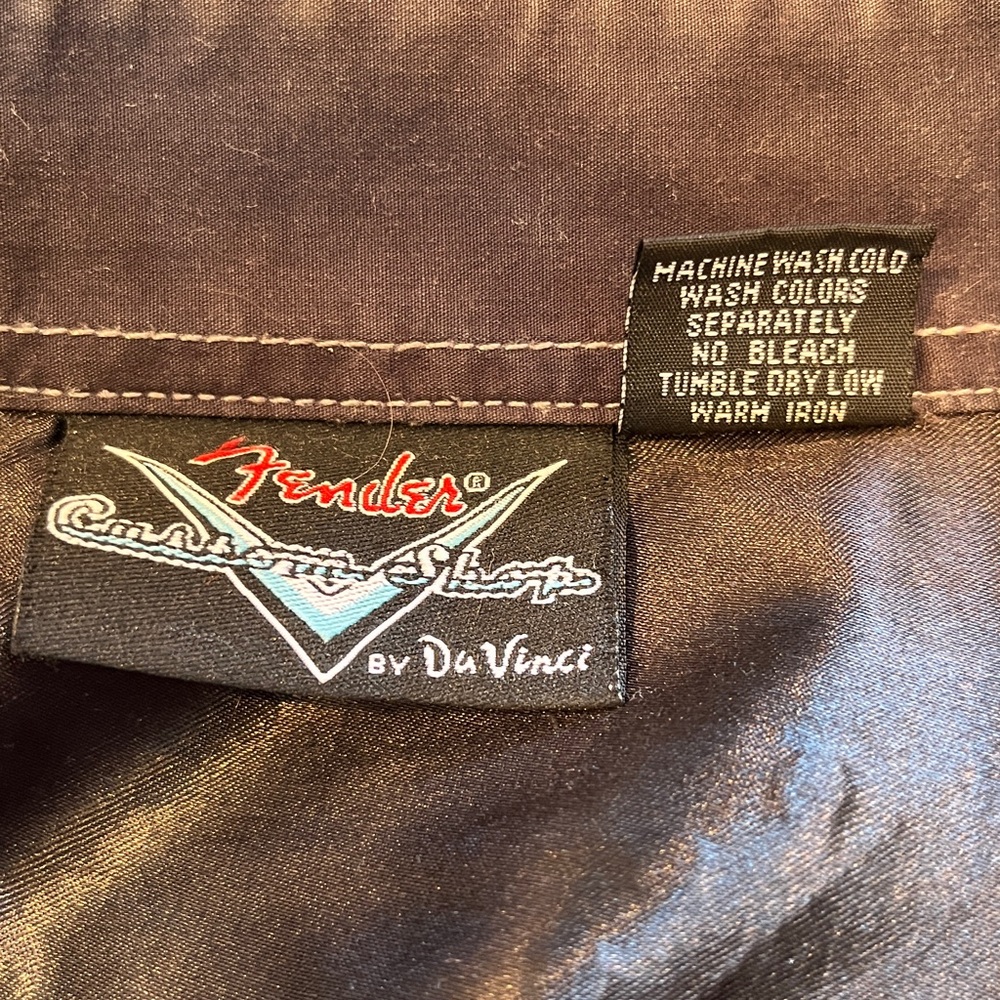 Fender Rare Embroidered Distressed Long Sleeve - Picture 11 of 11